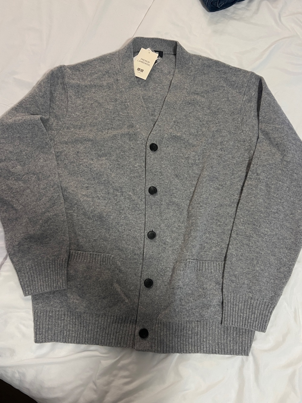 Uniqlo Unisex Gray Lambswool Cardigan: Button-Up V-Neck